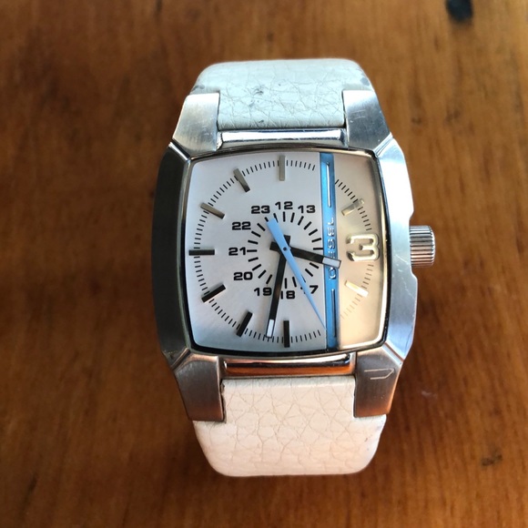 Diesel White Leather Watch - Picture 2 of 4